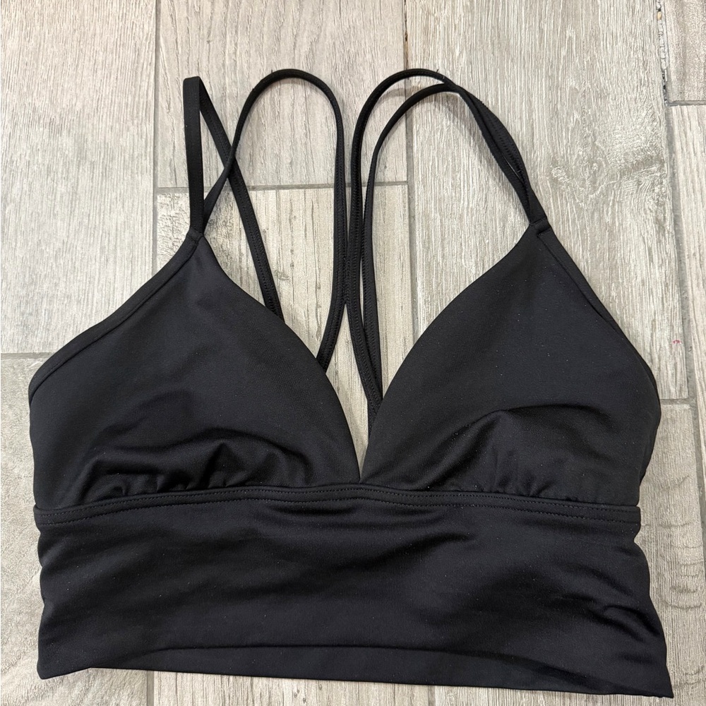 Black Women's cropped tank small